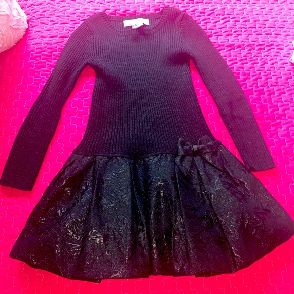 Black dress size 6 for special occasions!  Thanksgiving Dinner o Parties 👍👍👍 - Picture 1 of 3